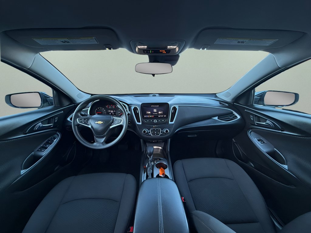 Used 2025 Chevrolet Malibu LT FWD image 23