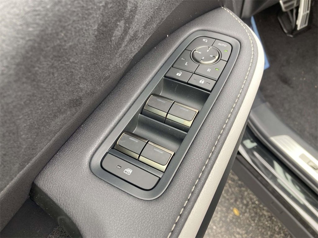 New 2026 Lexus TX 500h AWD image 12