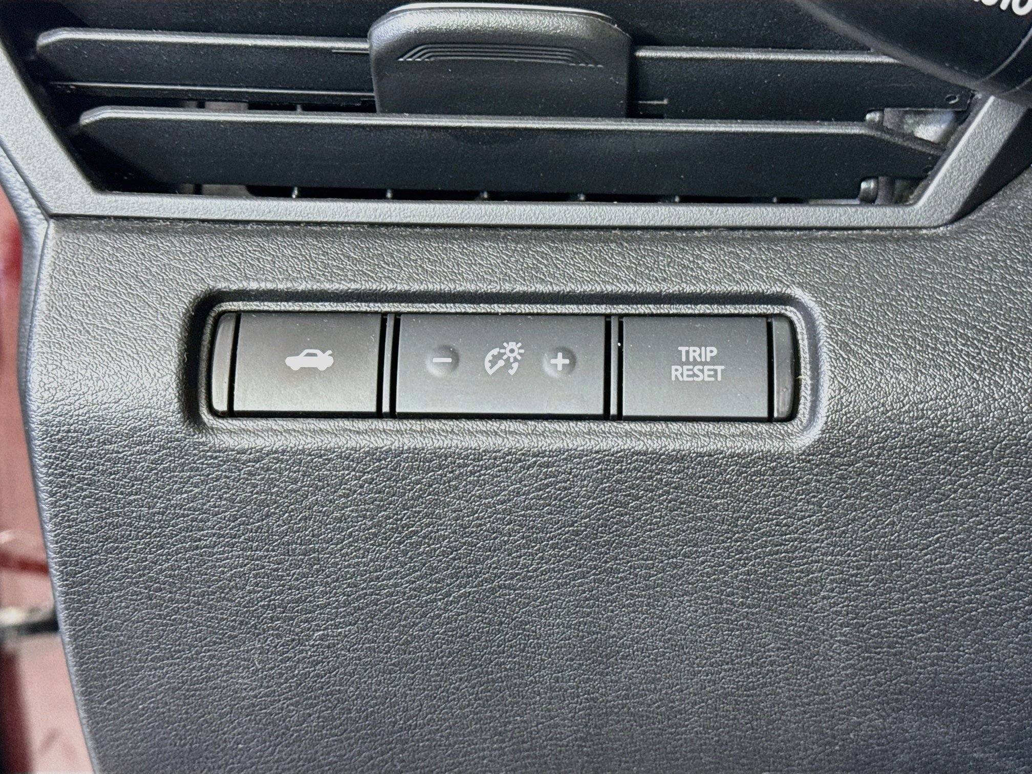 Used 2023 Nissan Altima 2.5 SV AWD/4WD image 10