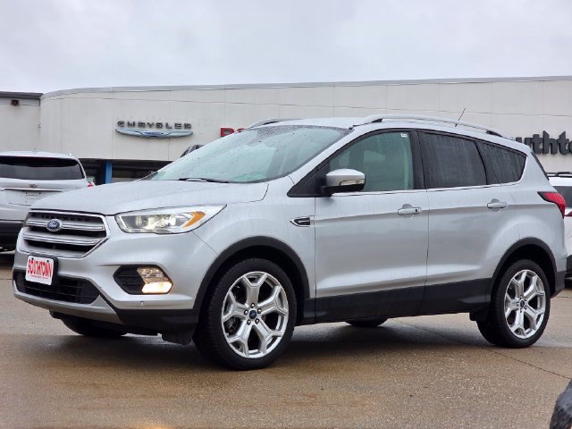Used 2019 Ford Escape Titanium AWD/4WD image 3