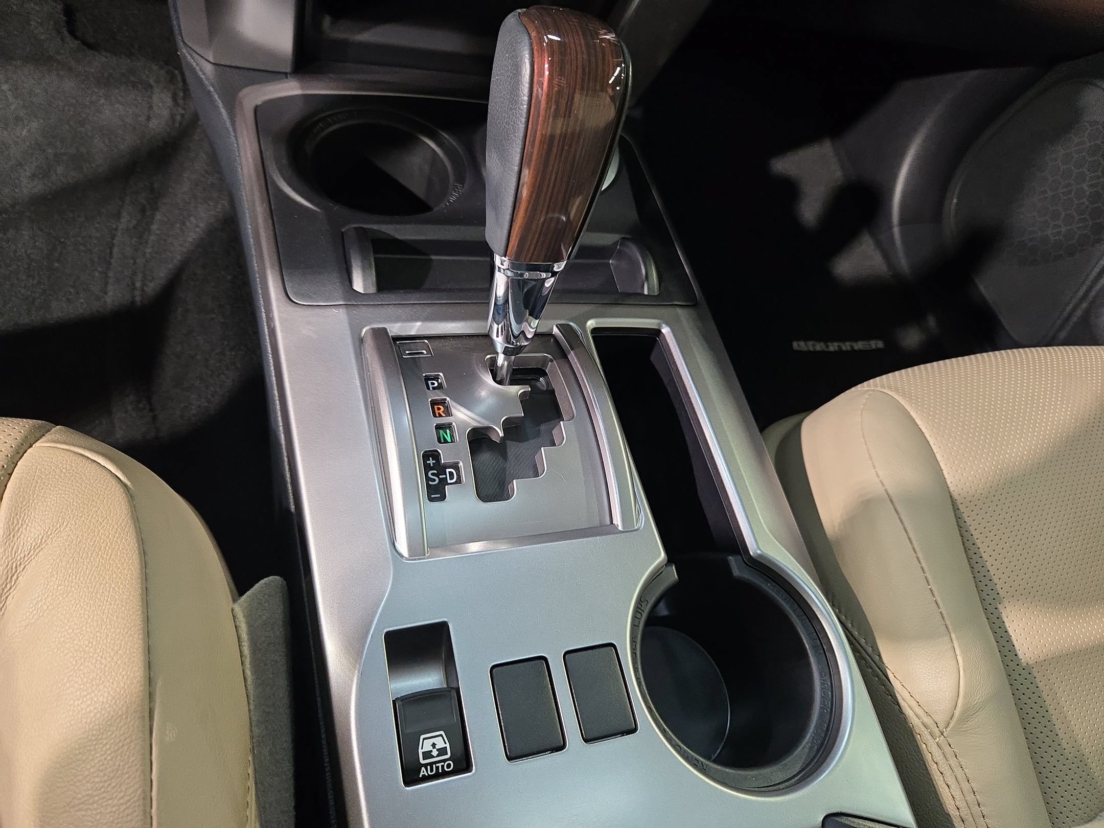 Certified 2024 Toyota 4Runner Limited AWD/4WD image 34