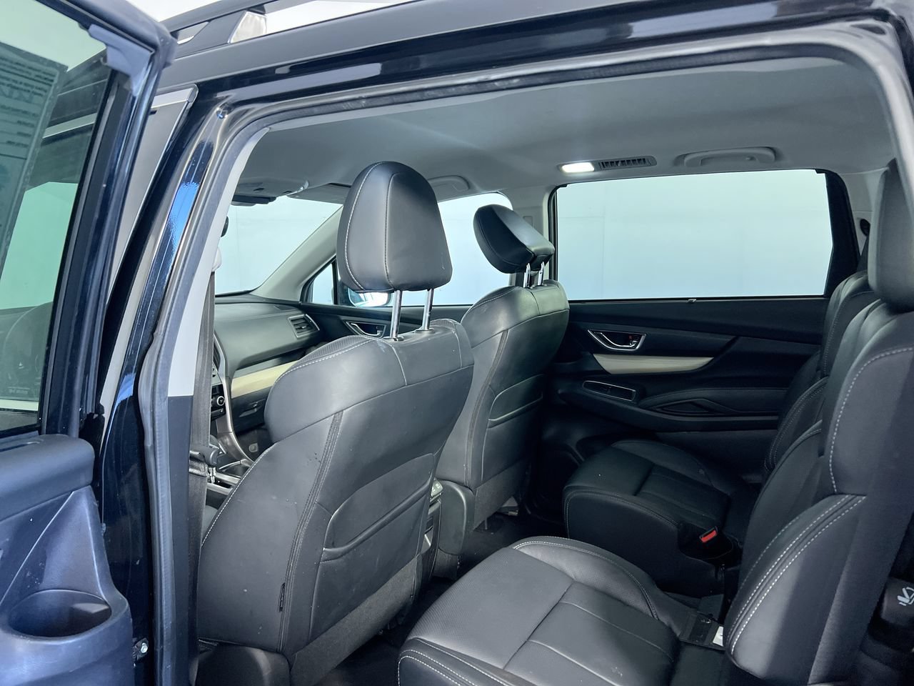 Used 2022 Subaru Ascent Limited AWD/4WD image 26