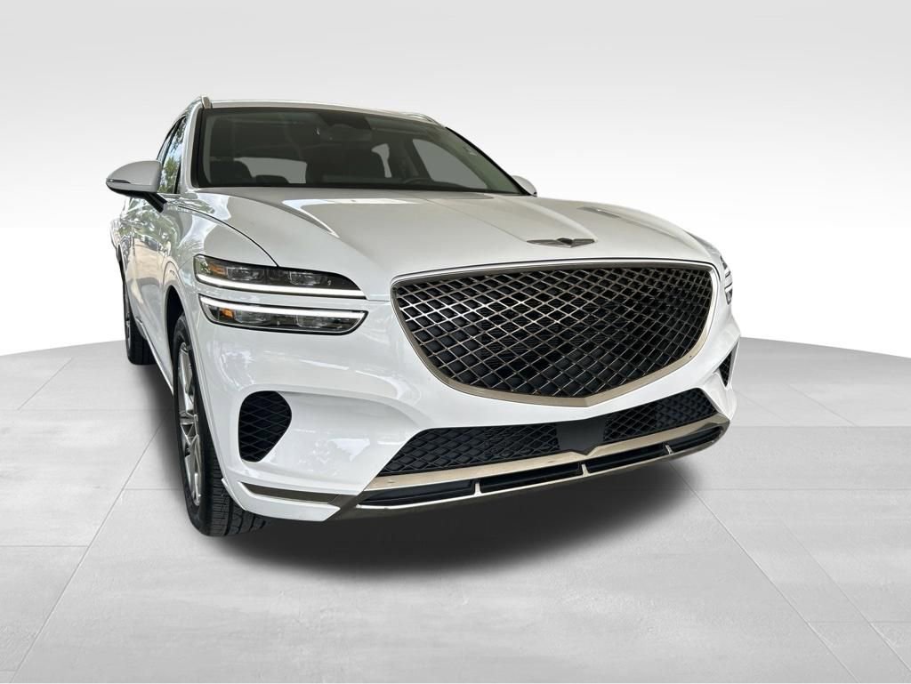 Used 2025 Genesis GV70 2.5T AWD/4WD image 2