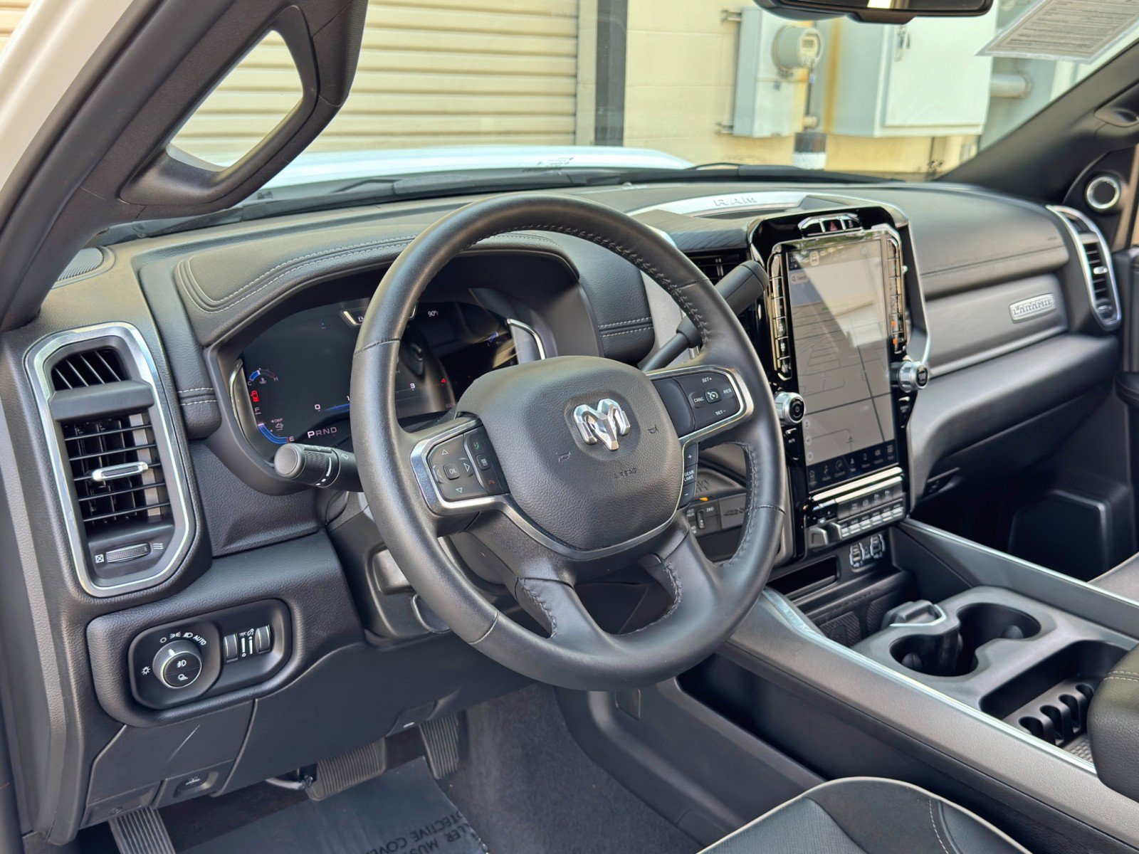 Used 2024 RAM 3500 Laramie w/ Night Edition AWD/4WD image 14