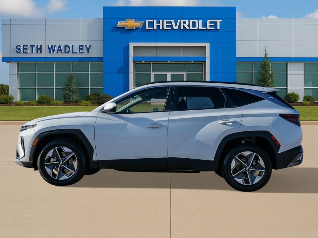 Used 2025 Hyundai Tucson SEL AWD/4WD image 4
