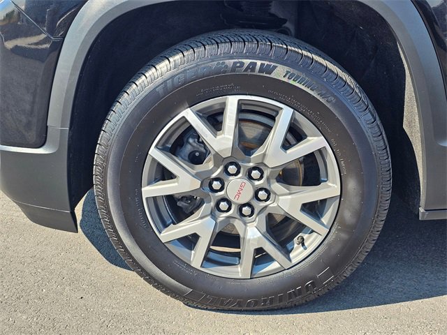 Used 2021 GMC Acadia SLE image 8