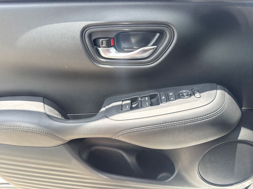 Used 2026 Honda HR-V LX image 16