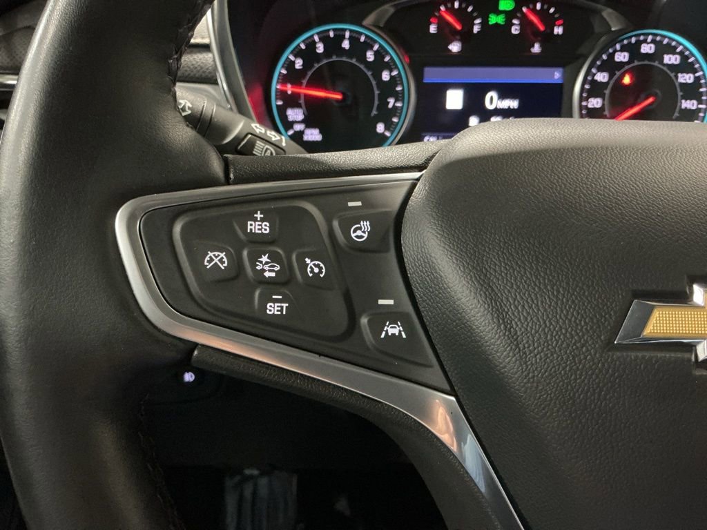 Used 2023 Chevrolet Equinox Premier image 15