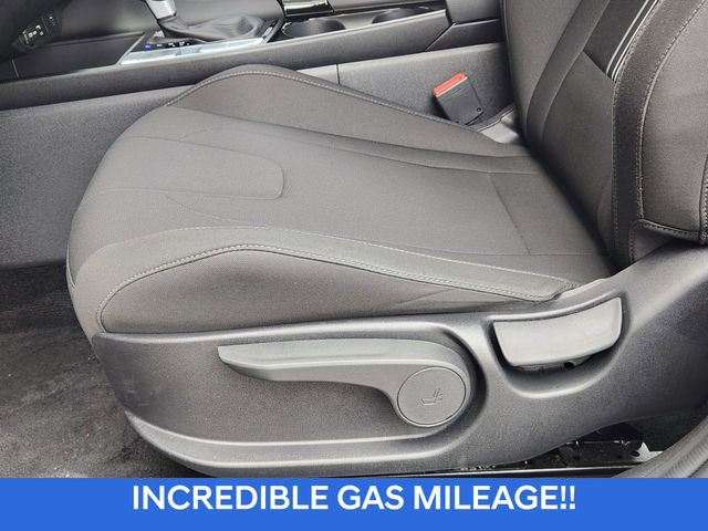 Certified 2025 Hyundai Elantra Blue image 19