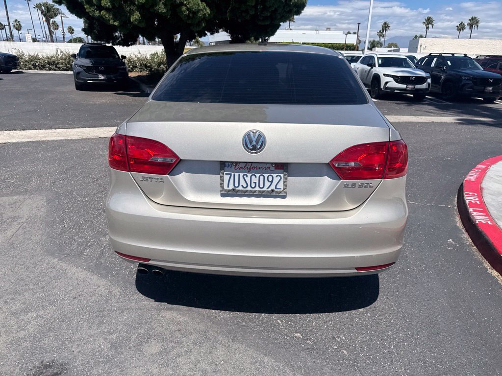Used 2013 Volkswagen Jetta SEL FWD image 19