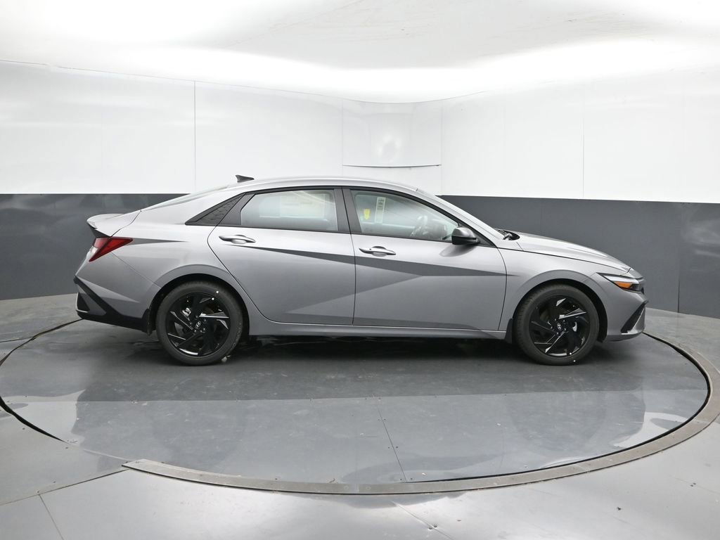New 2026 Hyundai Elantra Sport image 6