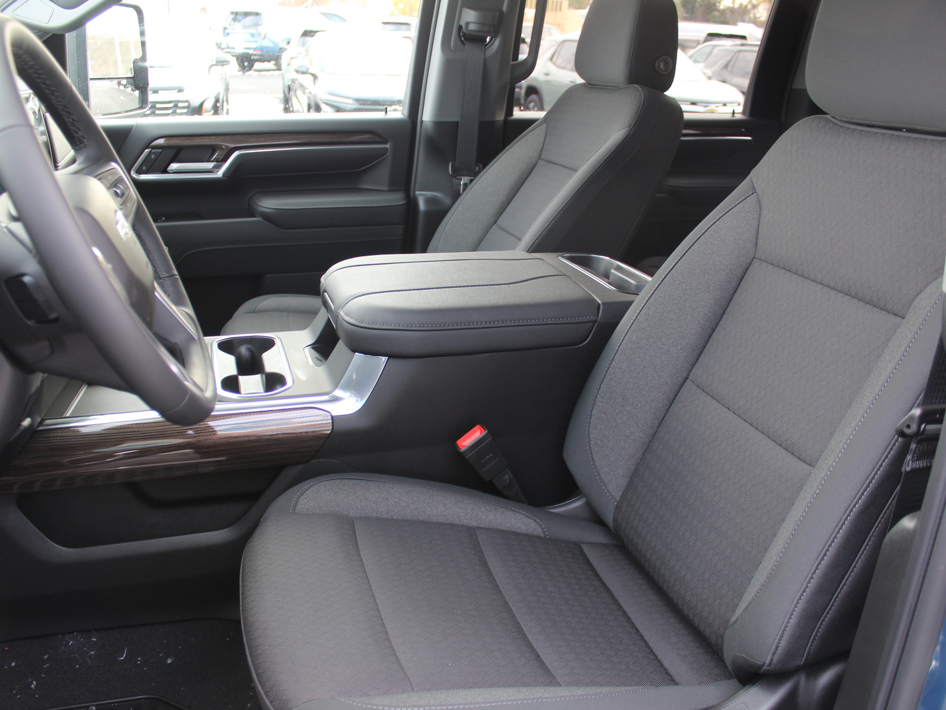 New 2026 Chevrolet Silverado 2500 LT w/ Trail Boss Package image 9