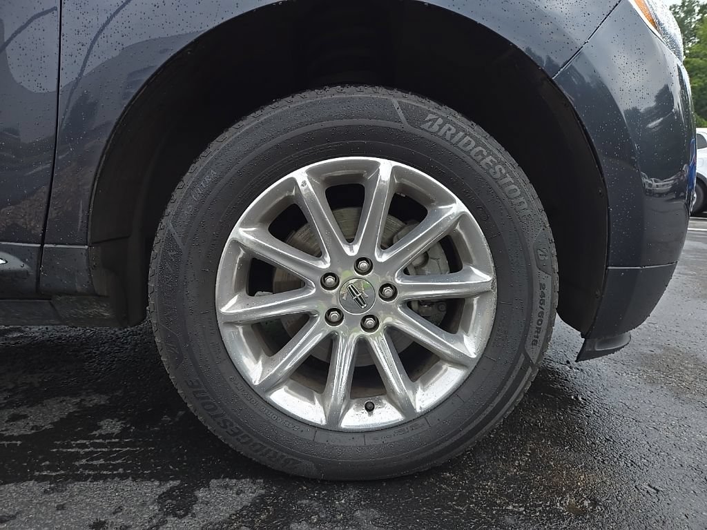 Used 2014 Lincoln MKX AWD w/ Equipment Group 102A image 13