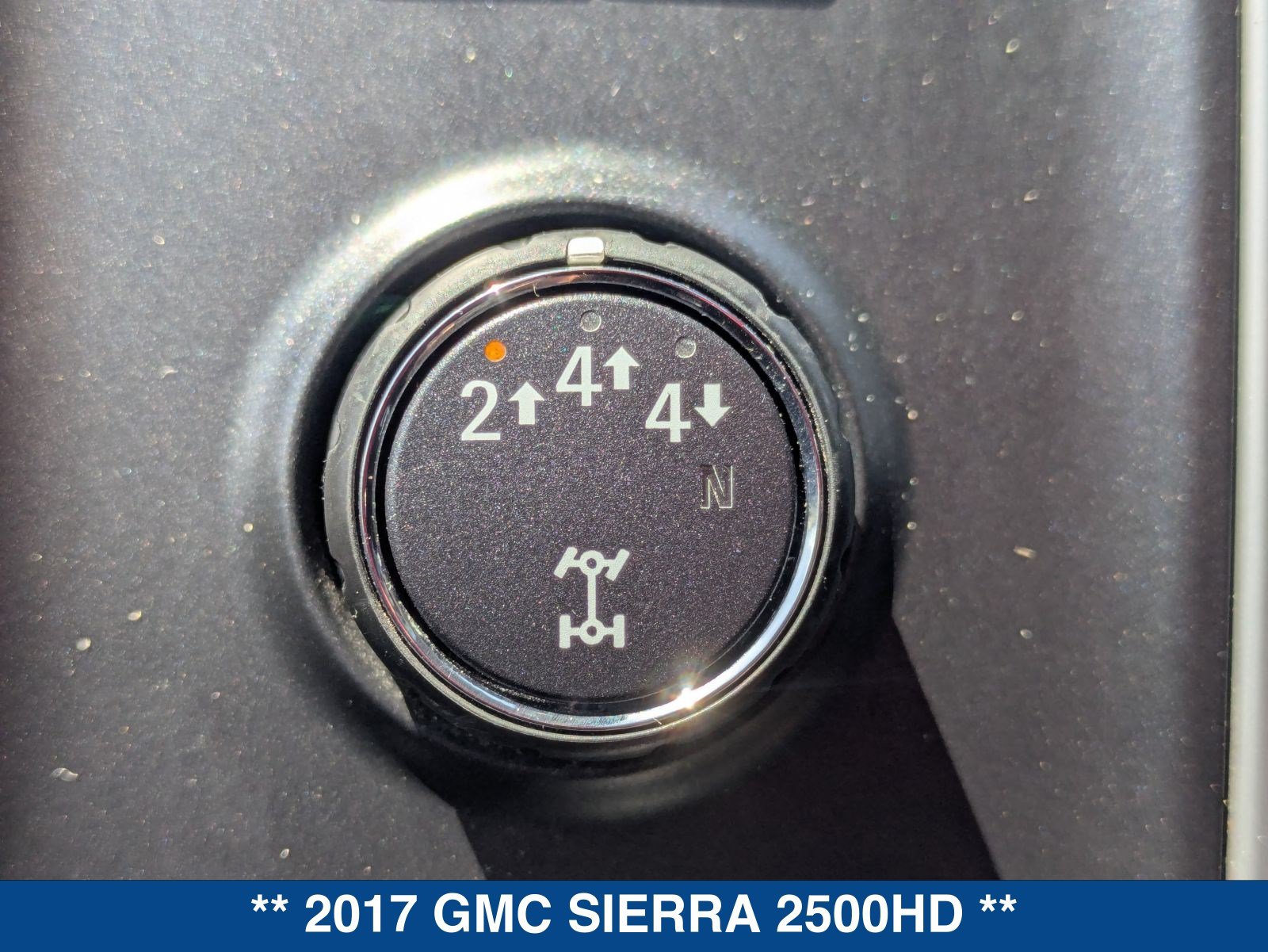 Used 2017 GMC Sierra 2500 SLT w/ Suspension Package, Off-Road AWD/4WD image 32