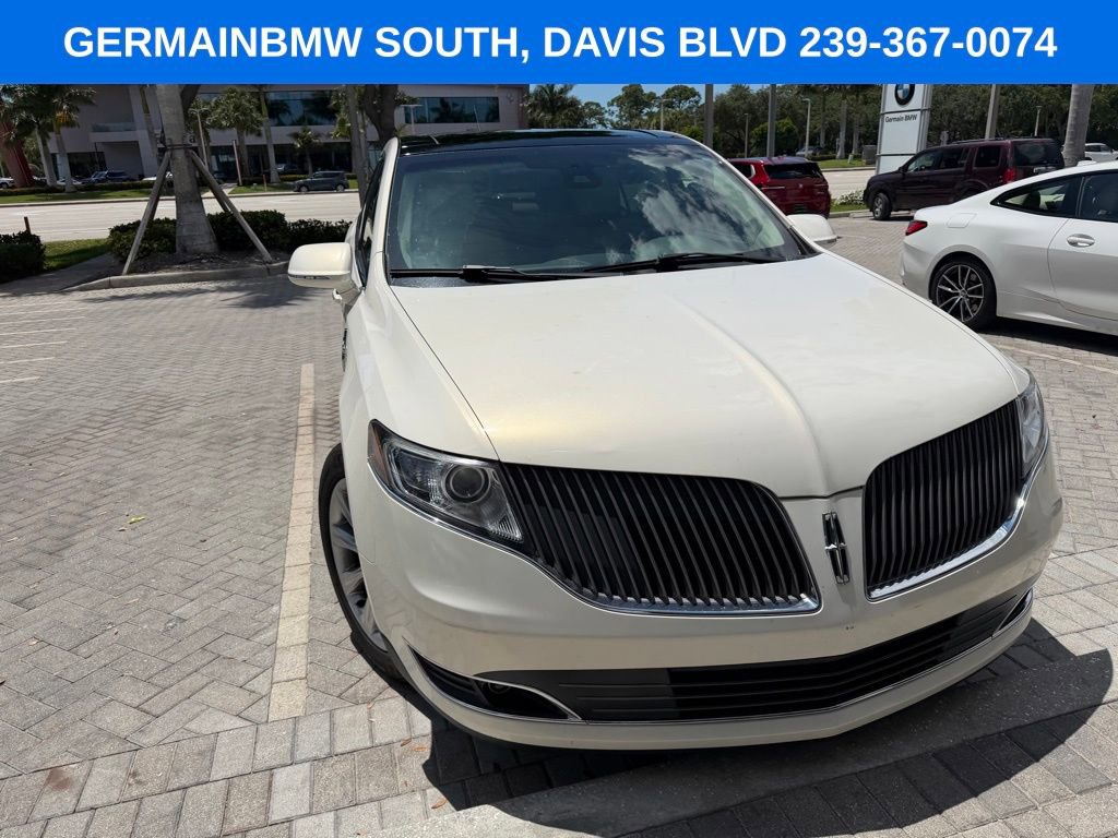 Used 2013 Lincoln MKT AWD image 13
