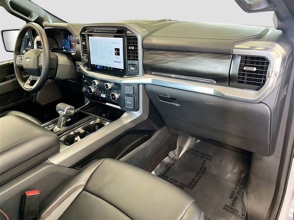 Used 2025 Ford F150 Lariat w/ FX4 Off-Road Package image 31