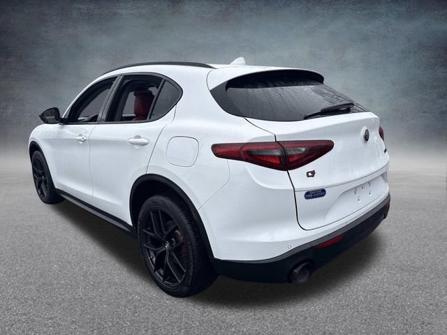 Used 2020 Alfa Romeo Stelvio AWD w/ Nero Edizione image 12