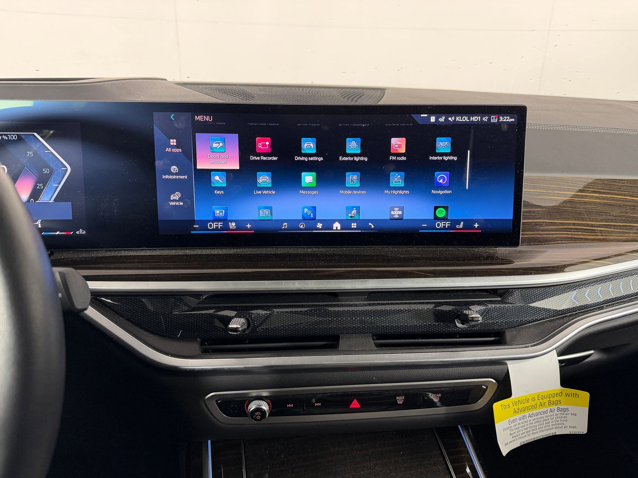 Certified 2024 BMW X7 xDrive40i w/ Executive Package AWD/4WD image 24