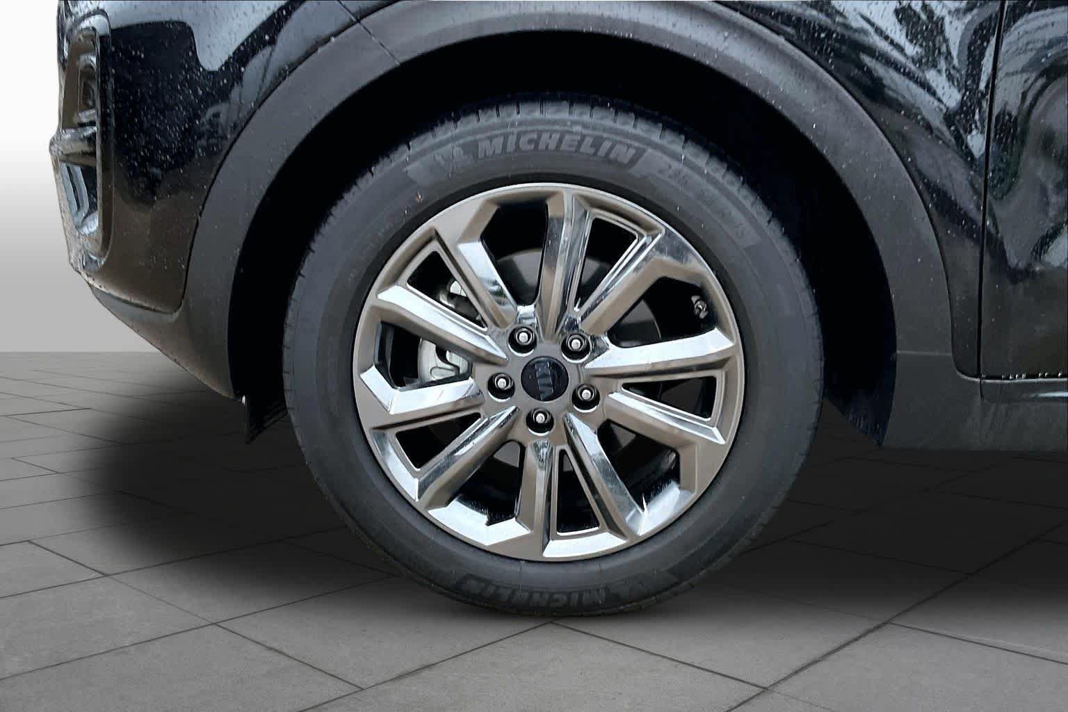 Used 2021 Kia Sportage S w/ S AWD Premium Package image 10