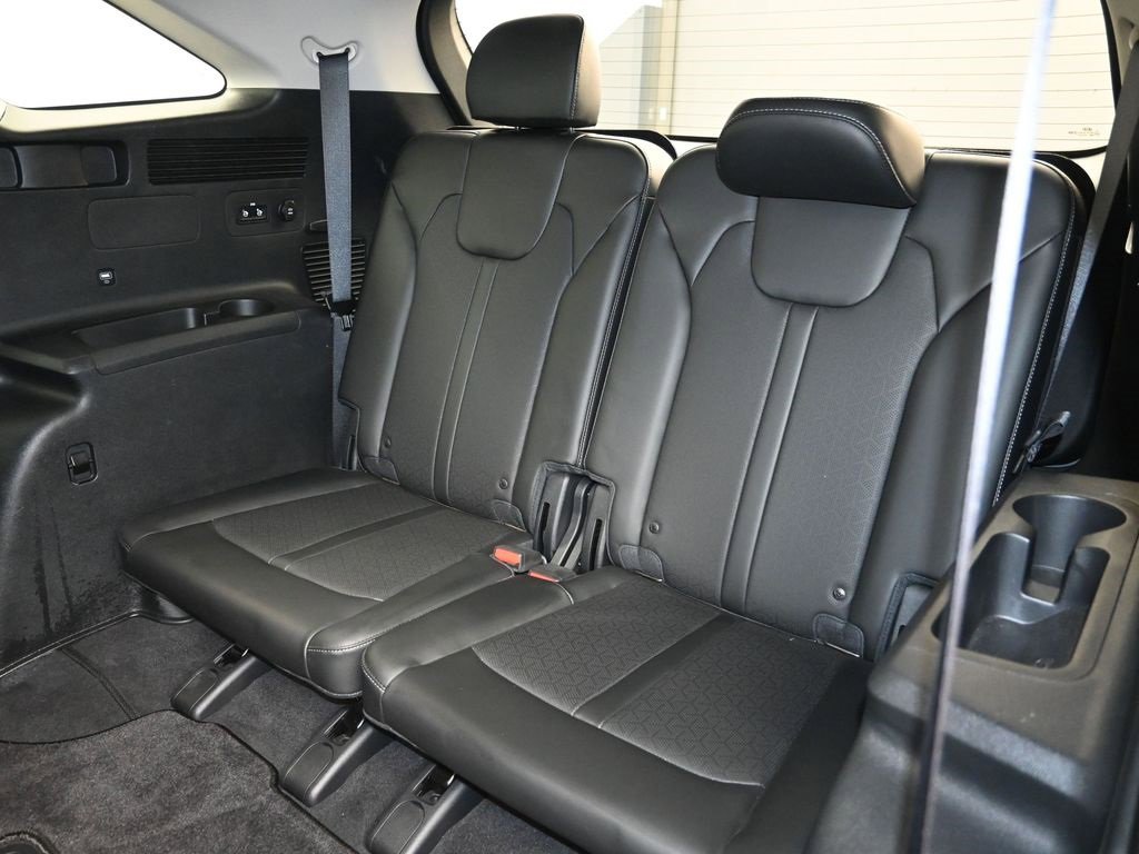 Used 2021 Kia Sorento S image 23