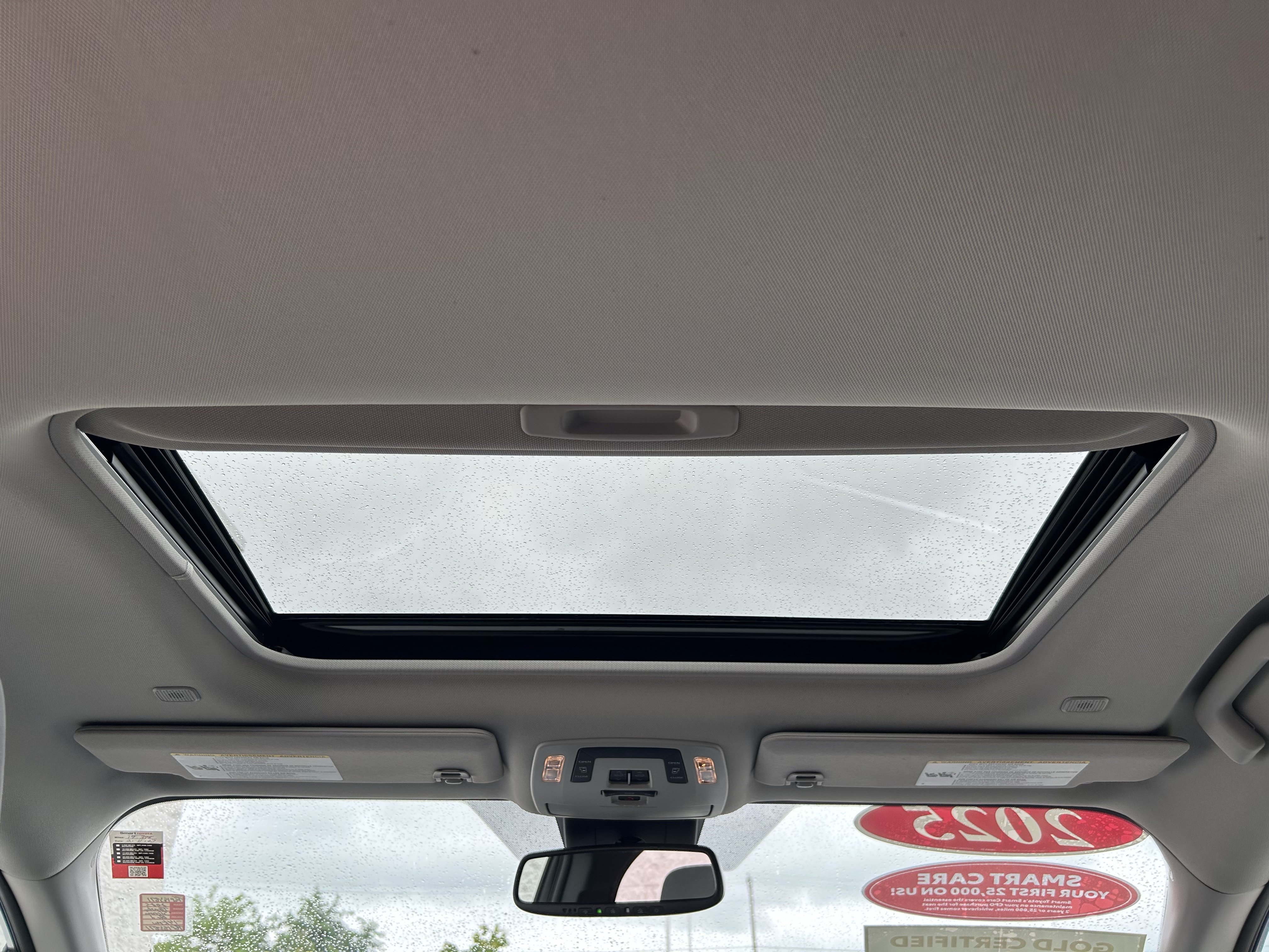 Certified 2025 Toyota Sienna LE w/ LE Plus Package AWD/4WD image 20