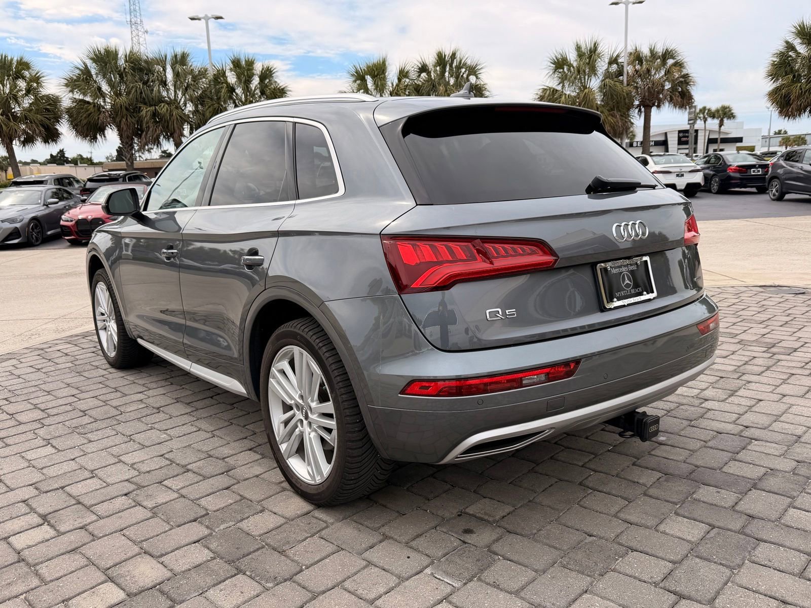 Used 2020 Audi Q5 2.0T Premium Plus w/ Premium Plus Package AWD/4WD image 11