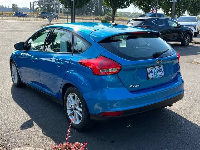 Used 2016 Ford Focus SE w/ SE Cold Weather Package FWD image 5
