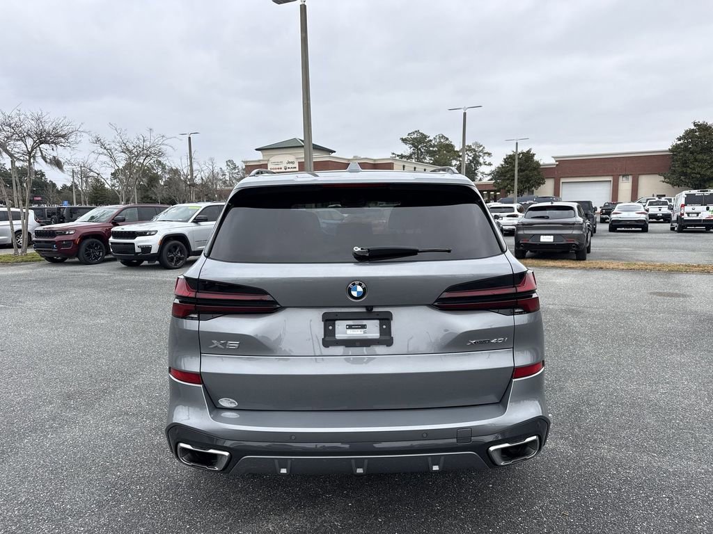 Used 2025 BMW X5 xDrive40i image 4