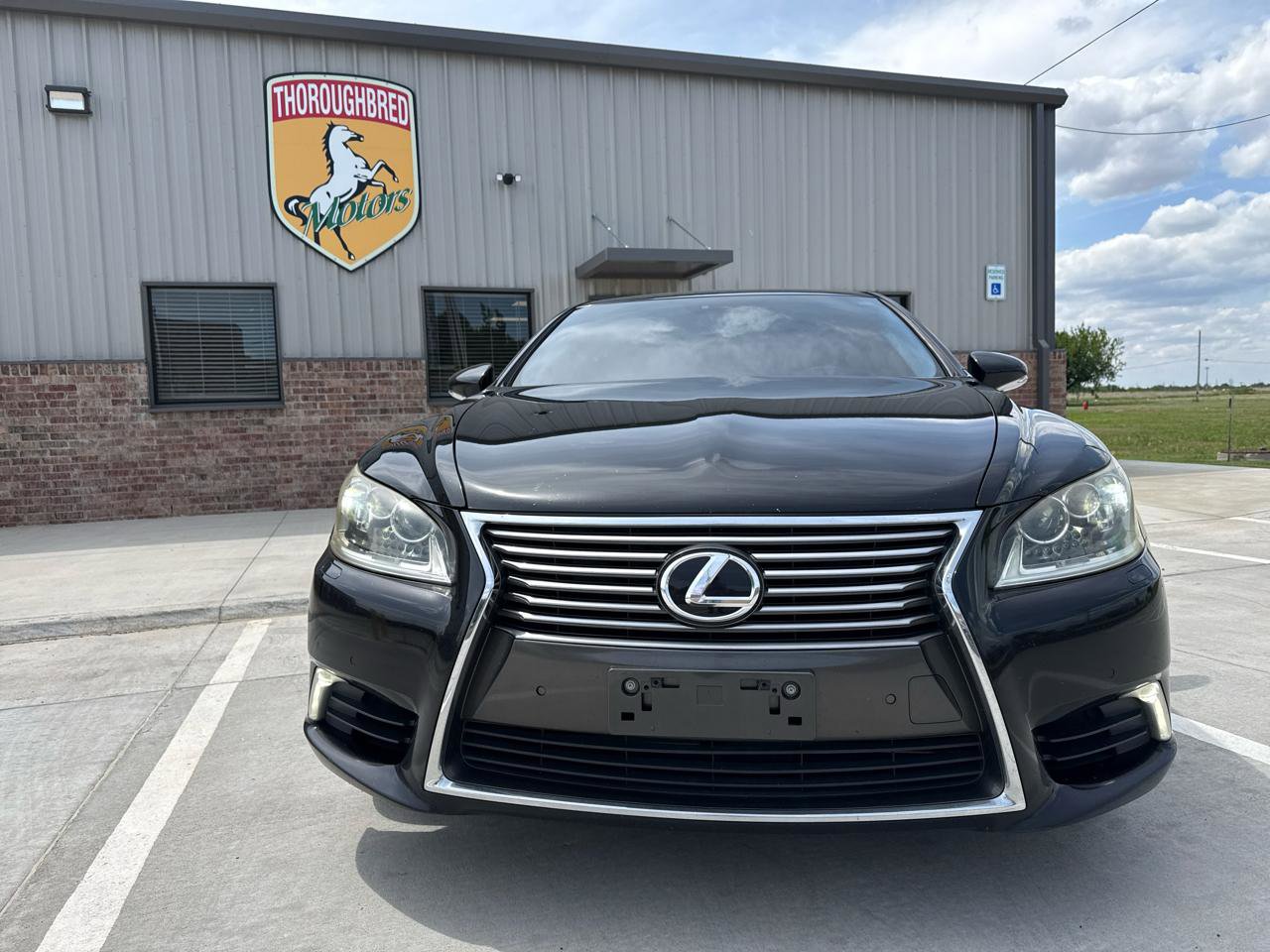 Used 2013 Lexus LS 460 L w/ Preferred Accessory Package RWD image 5