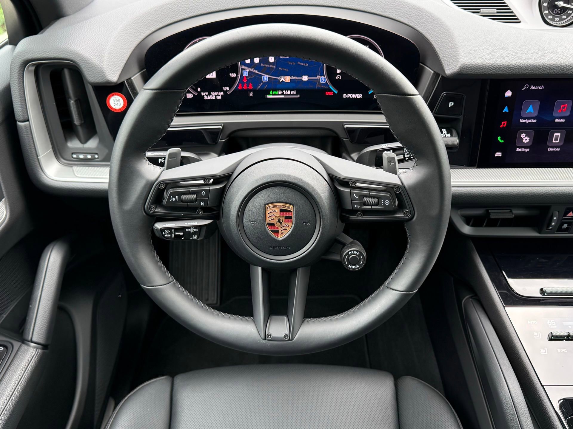 Used 2026 Porsche Cayenne E-Hybrid AWD/4WD image 14