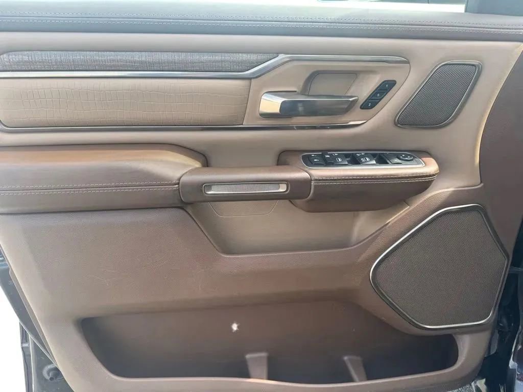 Used 2019 RAM 1500 Laramie Longhorn AWD/4WD image 12
