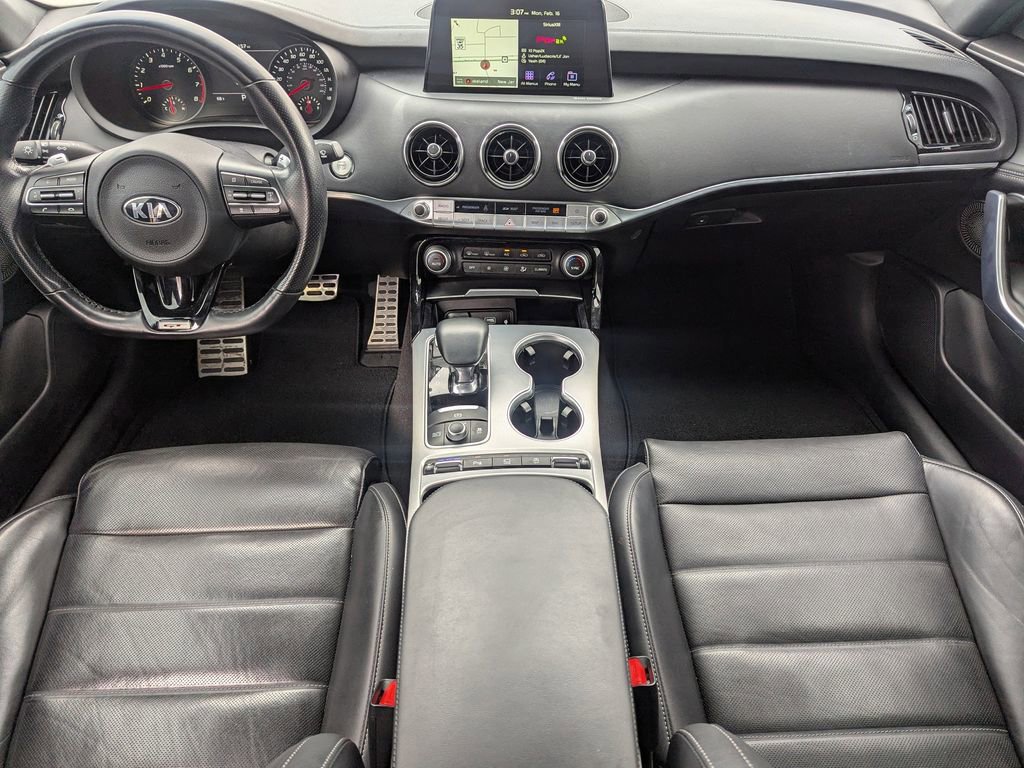 Used 2020 Kia Stinger GT2 image 11
