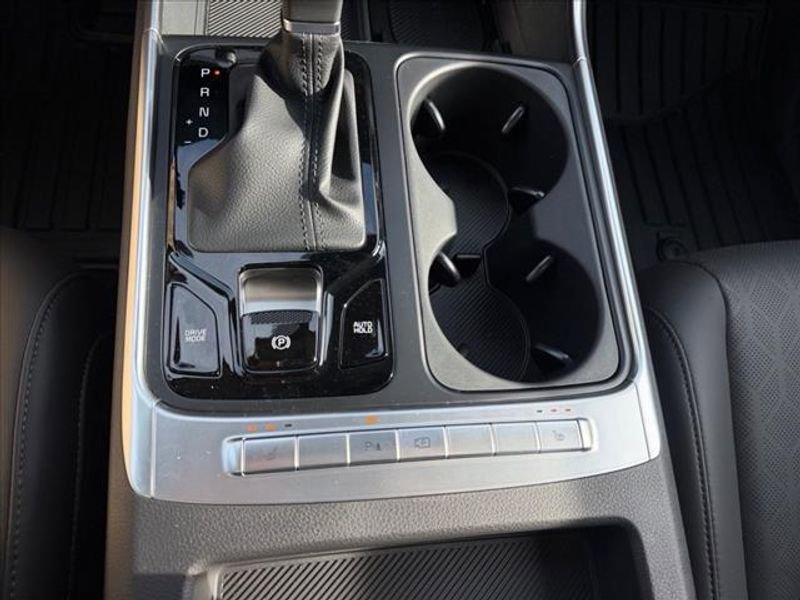 New 2026 Kia Carnival EX image 21