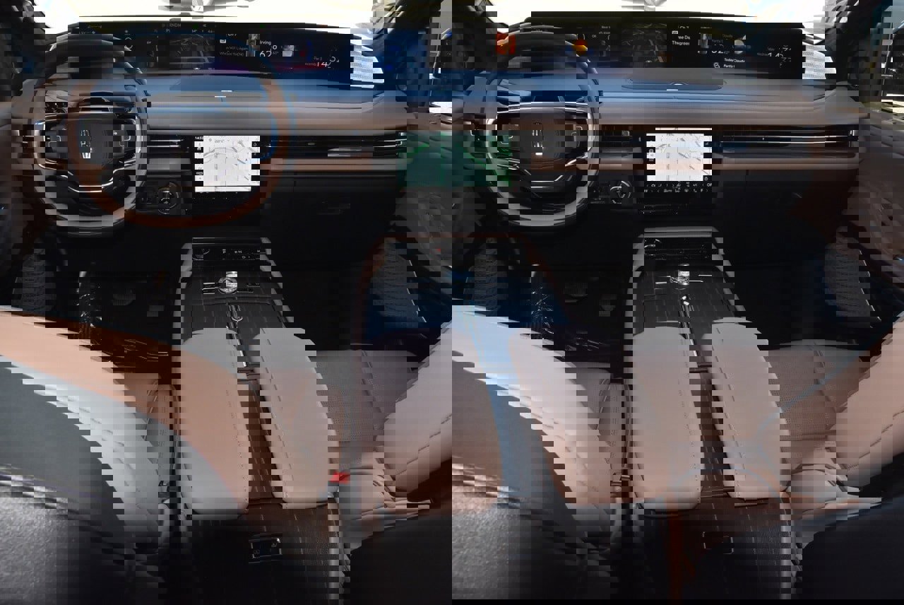 New 2025 Lincoln Navigator L Black Label image 24