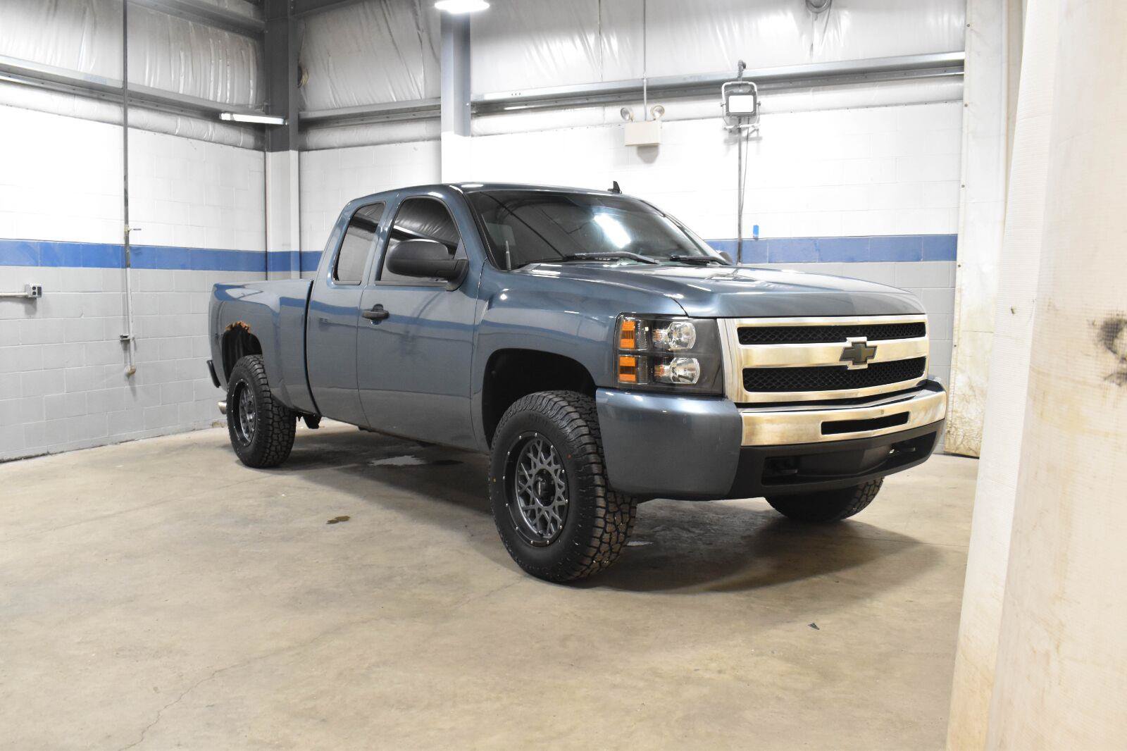 Used 2011 Chevrolet Silverado 1500 LS RWD image 20