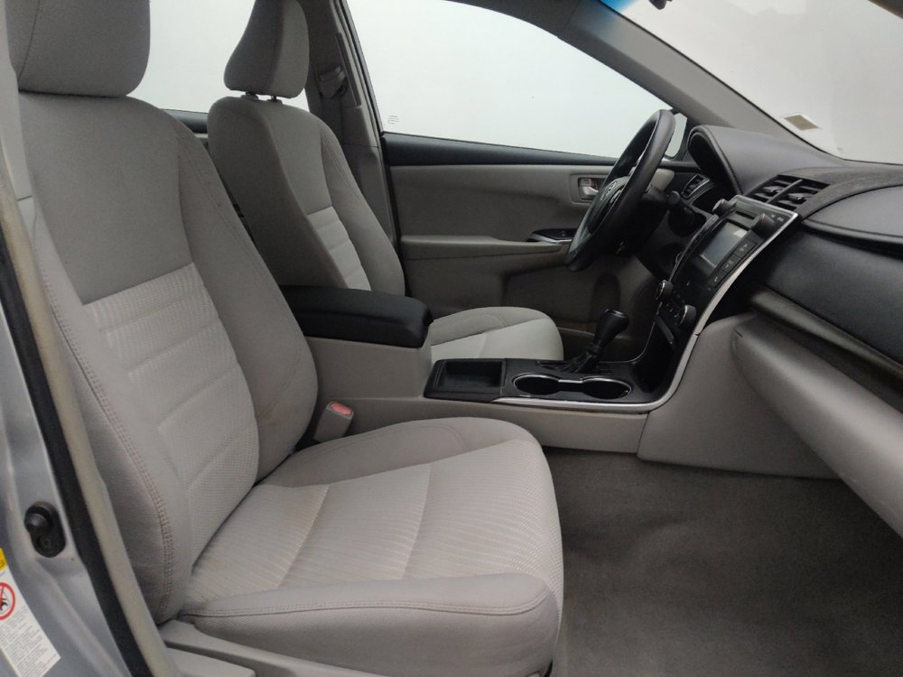 Used 2016 Toyota Camry LE FWD image 21