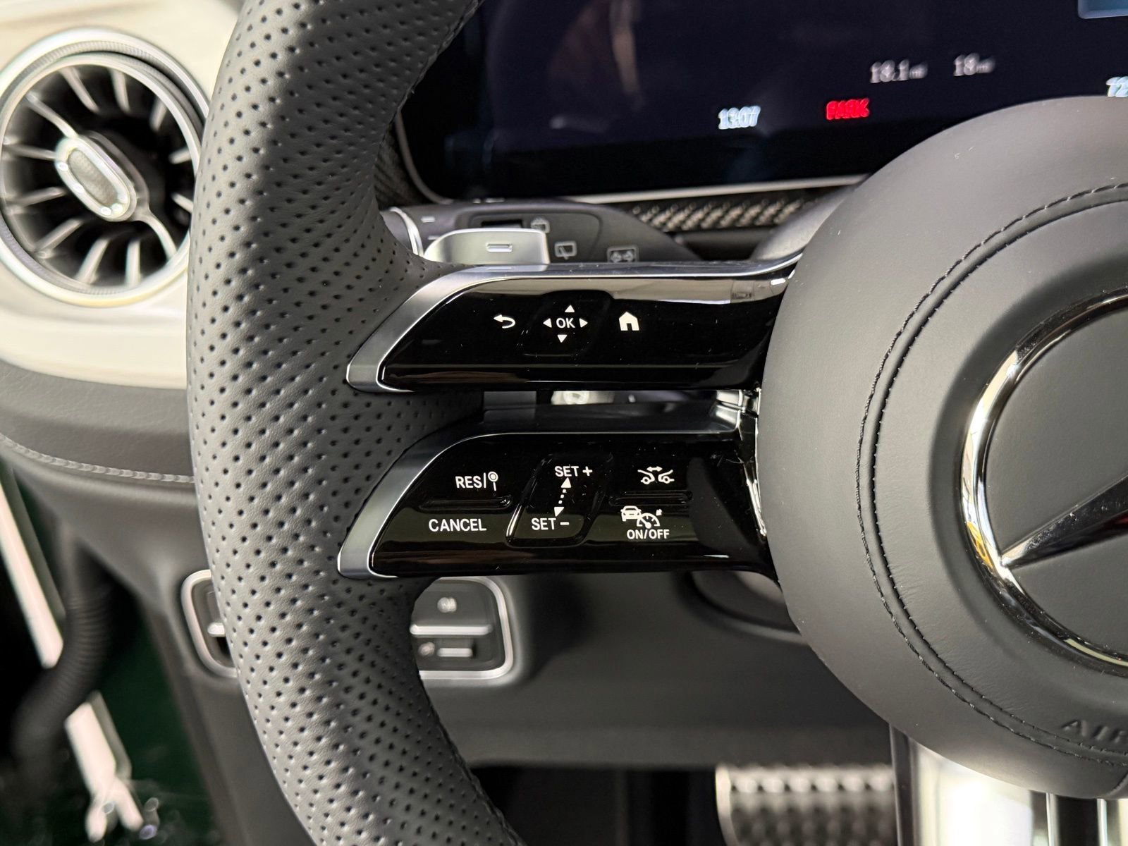 New 2026 Mercedes-Benz G 550 image 16