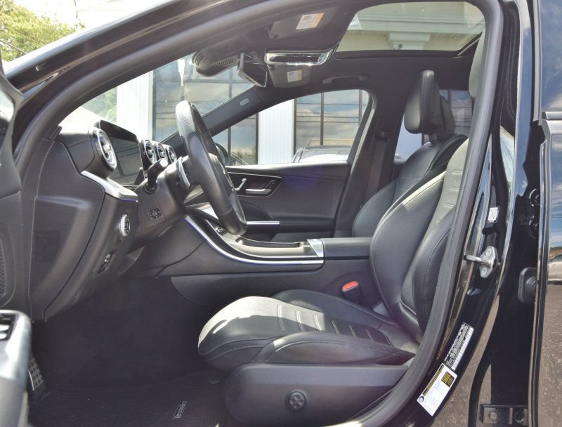 Used 2023 Mercedes-Benz C 300 4MATIC Sedan image 16