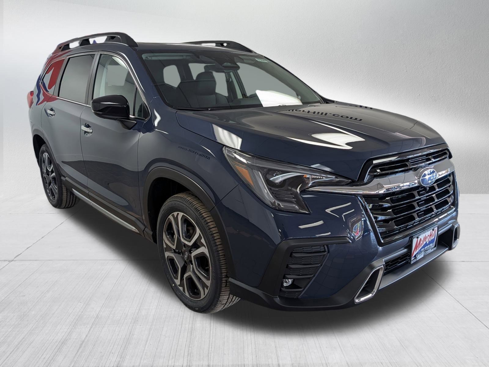 New 2025 Subaru Ascent Touring w/ Popular Package #2 image 8