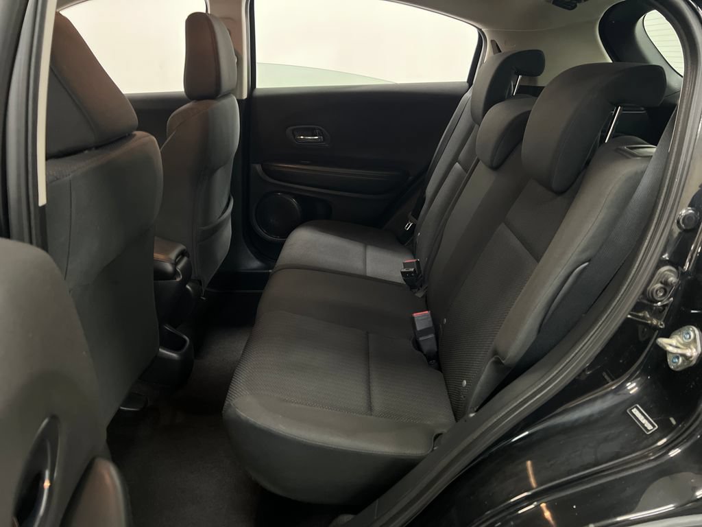 Used 2018 Honda HR-V LX image 26