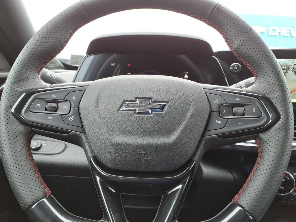 New 2026 Chevrolet Trax RS w/ Sunroof Package FWD image 10