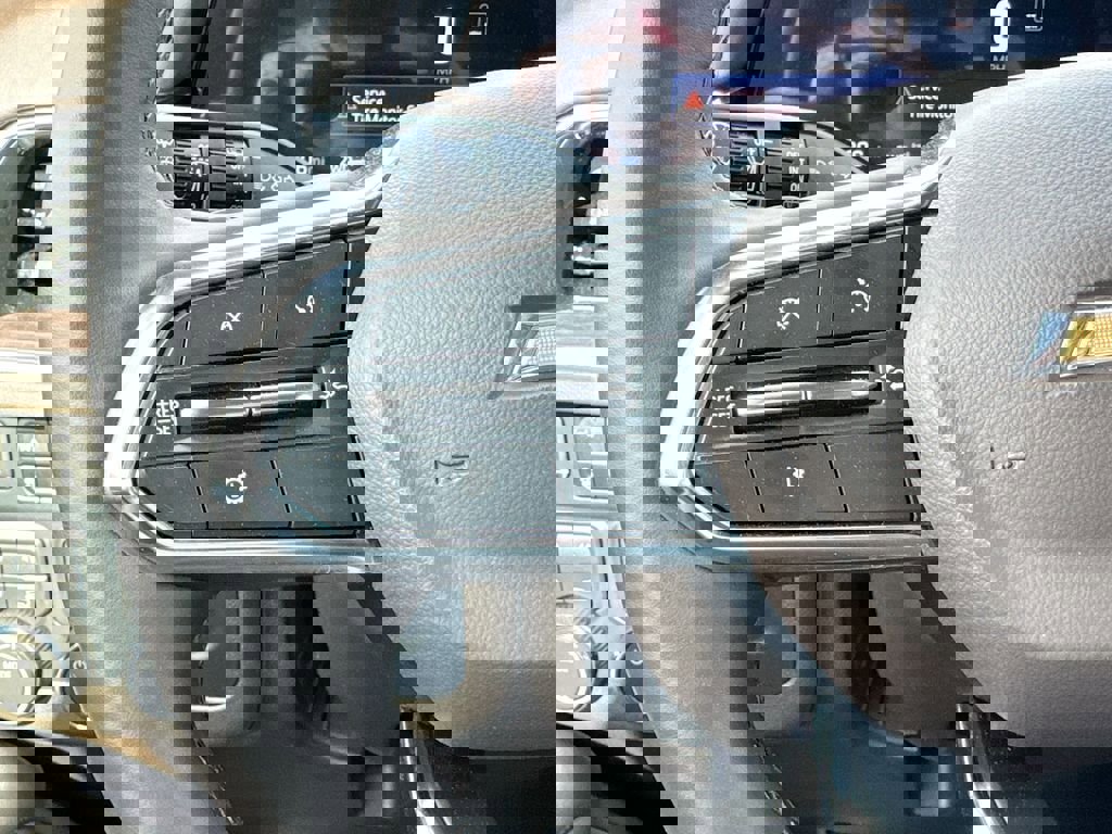 Used 2025 Chevrolet Tahoe LT image 21