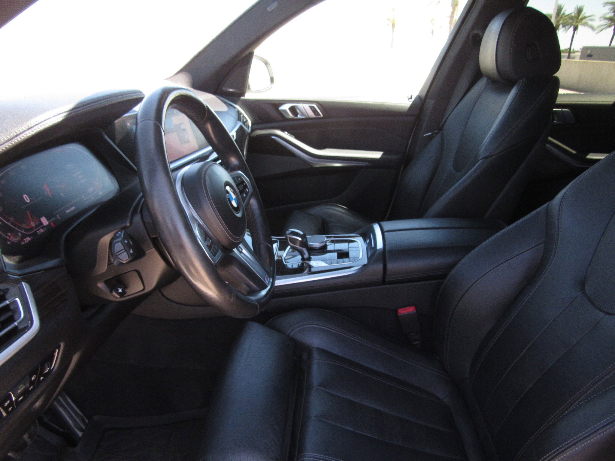 Used 2020 BMW X5 xDrive40i w/ M Sport Package image 16