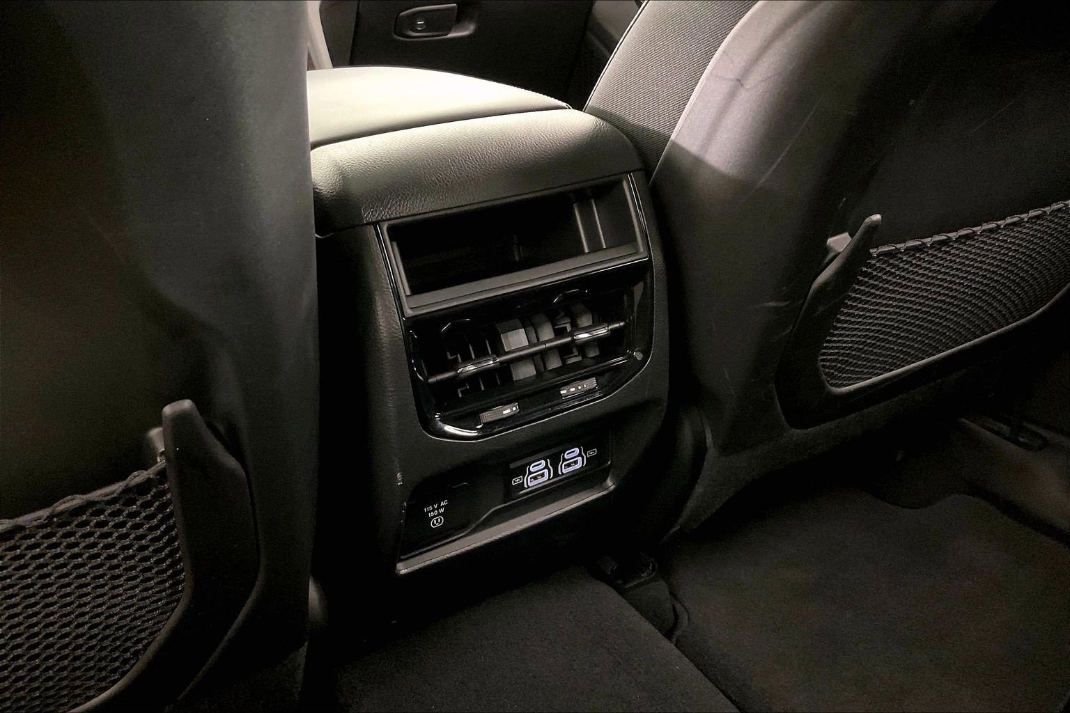 Used 2023 Jeep Grand Cherokee Altitude AWD/4WD image 35
