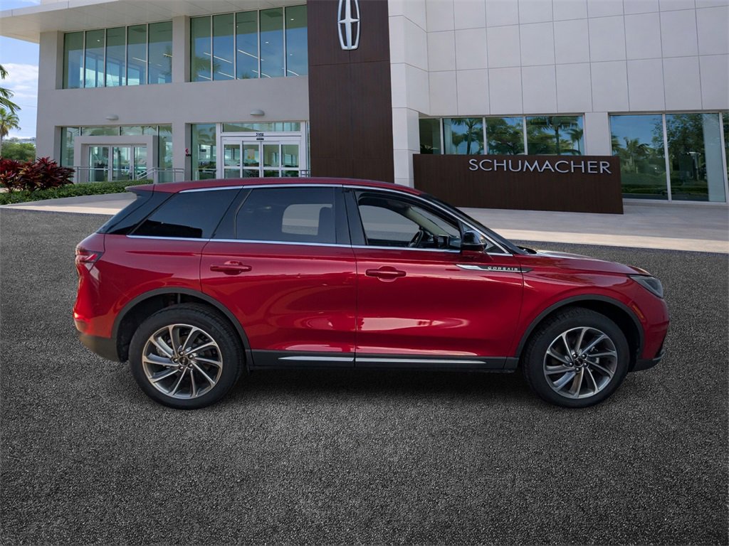 New 2025 Lincoln Corsair FWD w/ Equipment Group 101A image 8