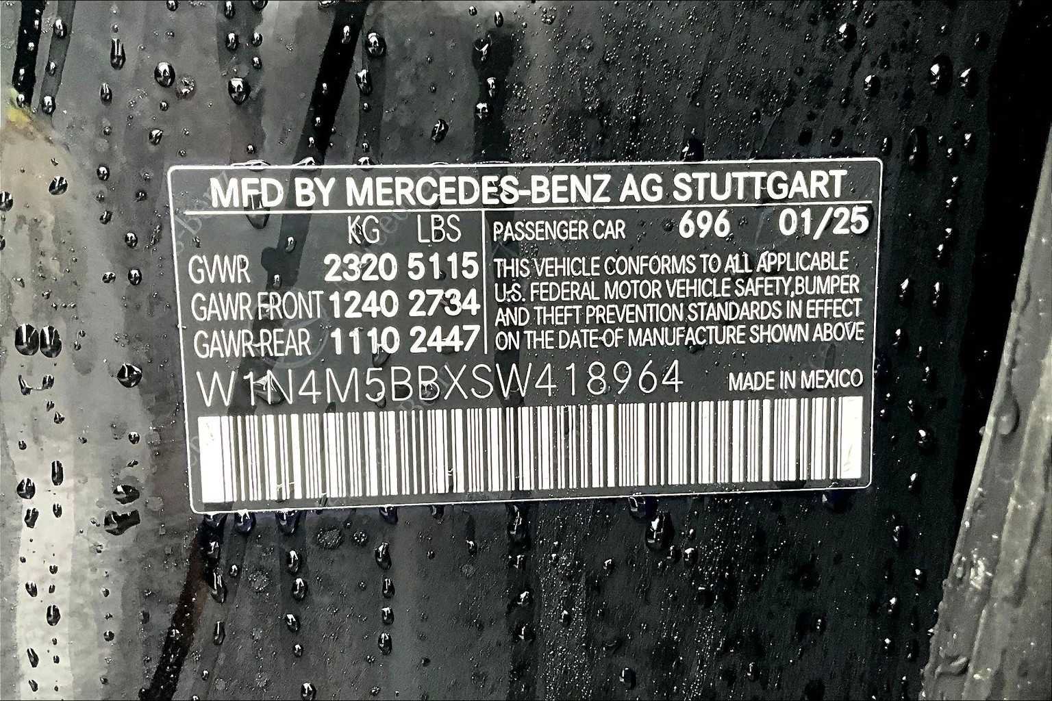 Used 2025 Mercedes-Benz GLB 35 AMG 4MATIC image 17