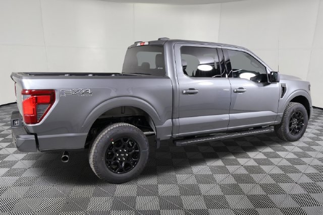 New 2026 Ford F150 XLT w/ FX4 Off-Road Package AWD/4WD image 4