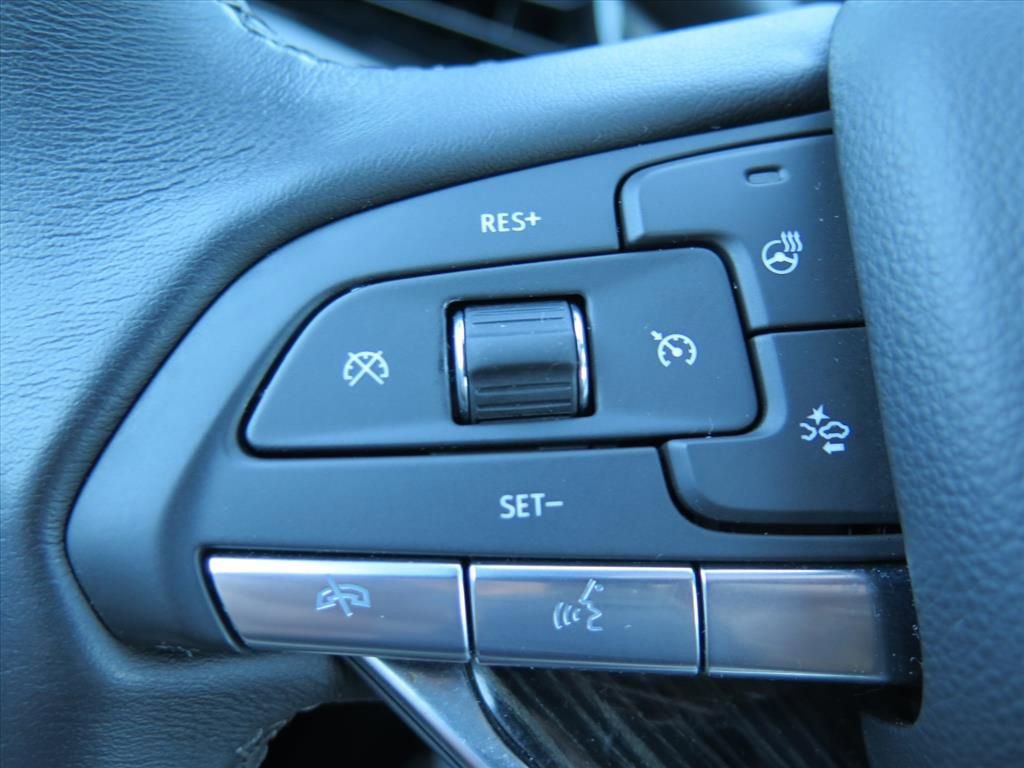 Used 2025 Cadillac XT6 Premium Luxury image 18