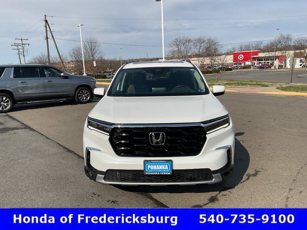 Certified 2025 Honda Pilot Elite image 9