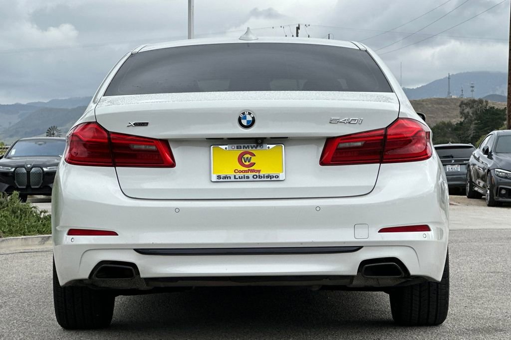 Used 2018 BMW 540i xDrive AWD/4WD image 4